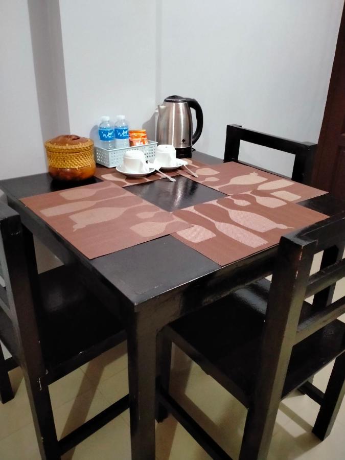 V.F. Riton Apartelle Laoag Esterno foto