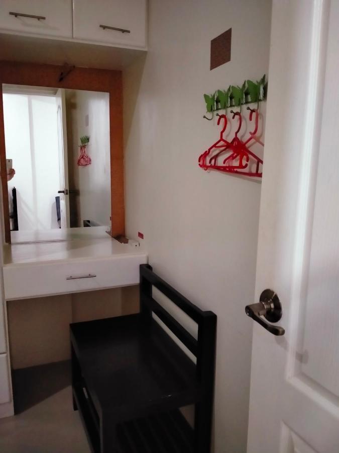 V.F. Riton Apartelle Laoag Esterno foto