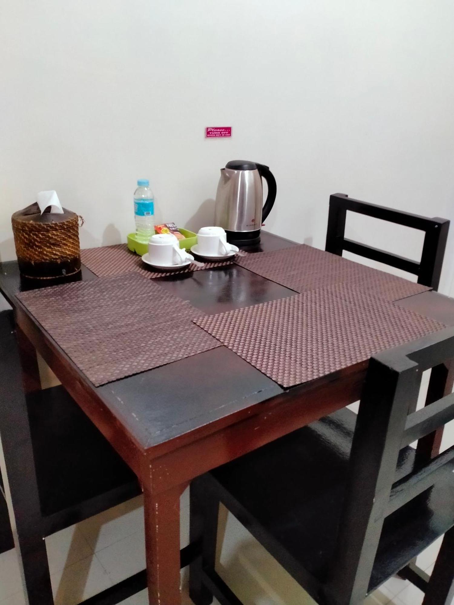 V.F. Riton Apartelle Laoag Camera foto