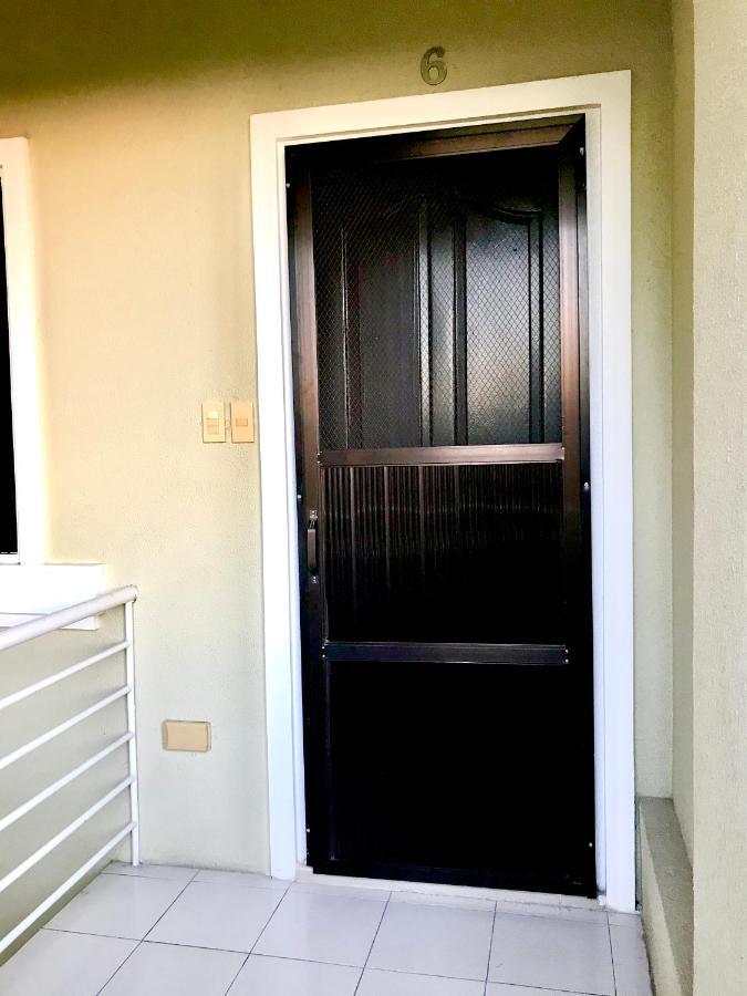 V.F. Riton Apartelle Laoag Esterno foto